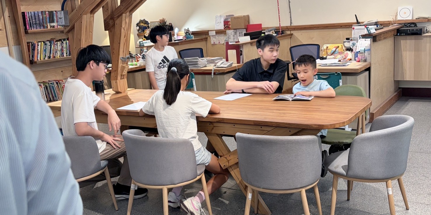 The Reading Buddies Program is Back!